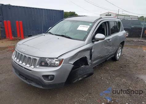 2016 Jeep Compass Latitude z USA, uszkodzony, nr VIN 1C4NJDEBXGD616313